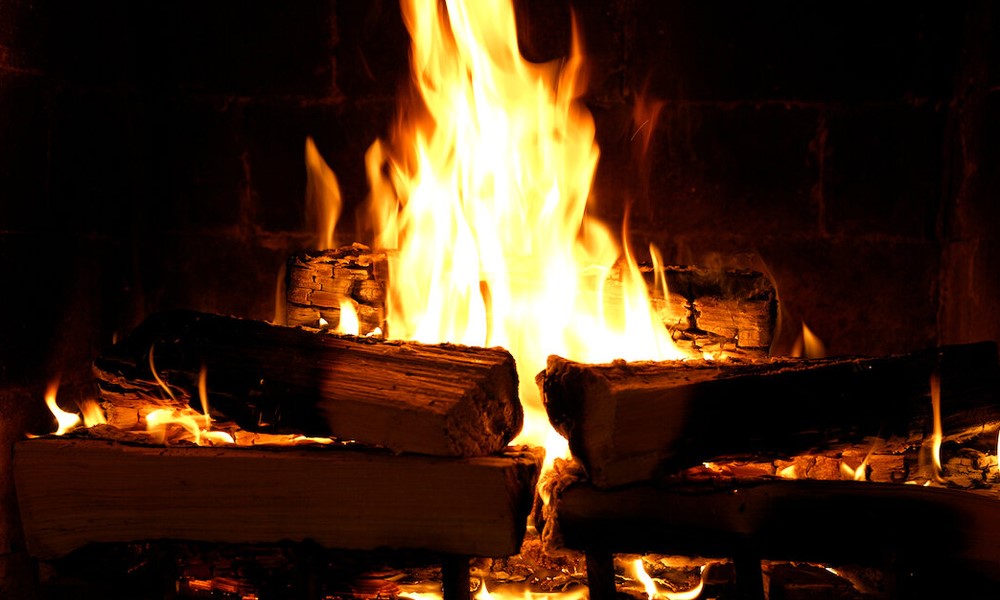 Fireplace 4K (2015)