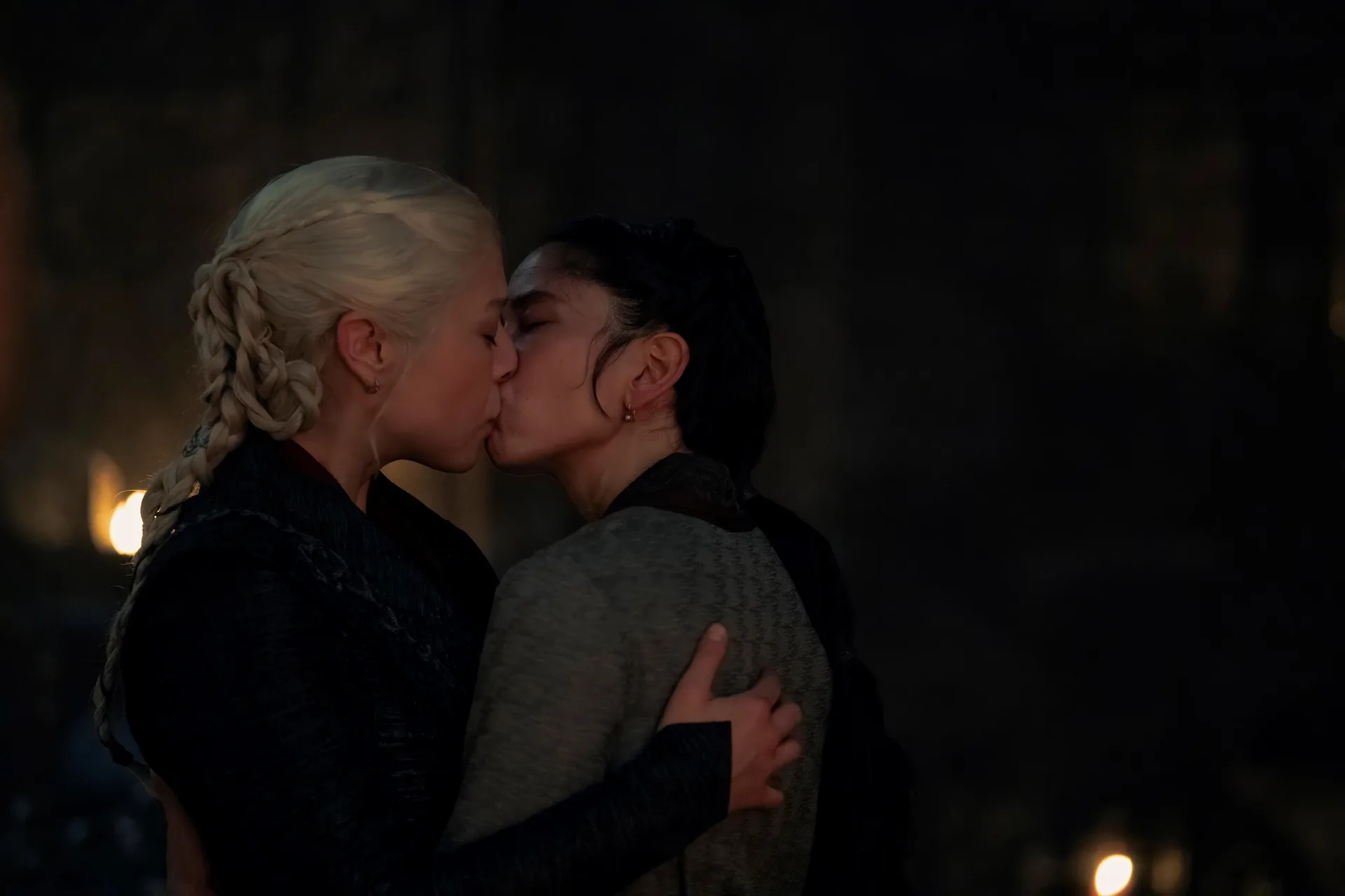 House of the Dragon Season 2 Episode 6 Kiss Rhaenyra and Mysaria kiss in a tension-filled scene.