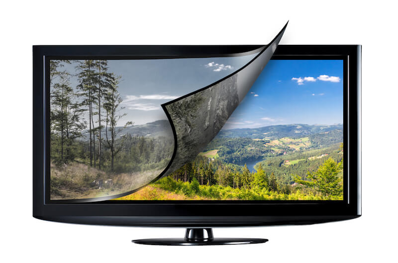 Illustration of 4K TV compared to standard TV